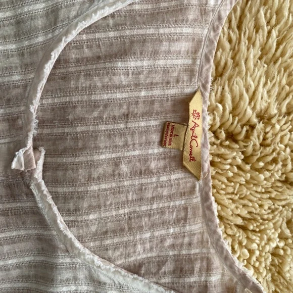 💥BOGO💥 April Cornell sheer prairie top - Picture 5 of 8